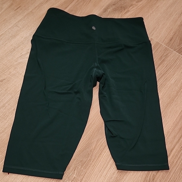 Athleta Dark Green Elation Crop Capris - Picture 5 of 5
